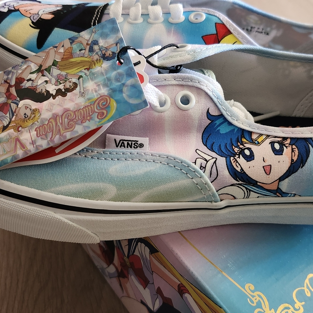 Sailormoon Vans - Picture 3 of 5
